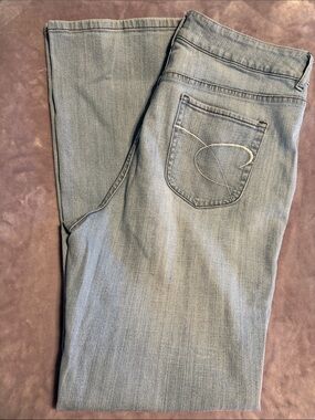 Chicos Platinum Charm RG Jeans